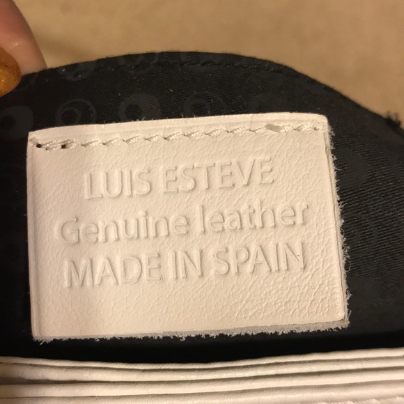 Nice white leather Luis Esteve bag. - Picture 5 of 6